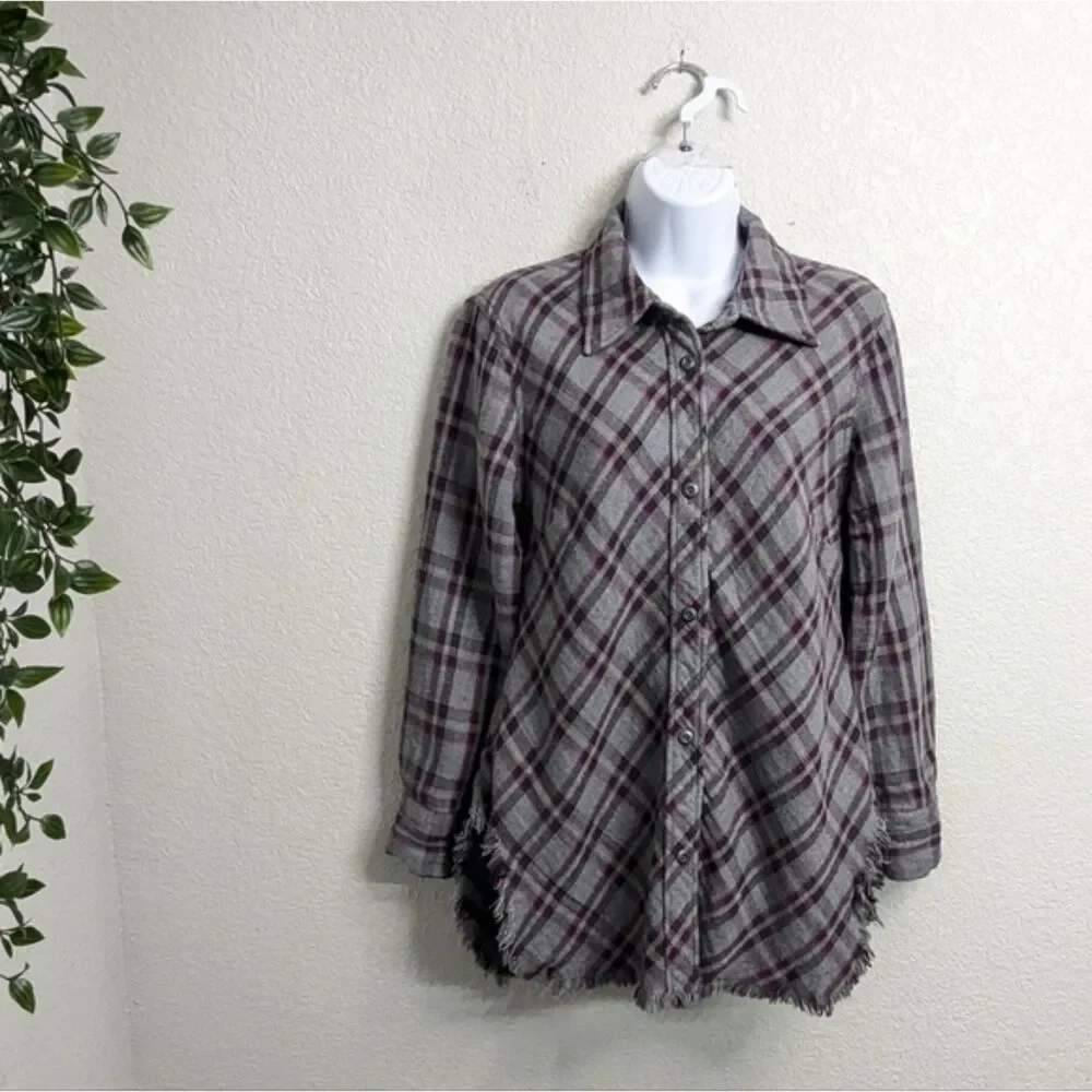Cabi Highland Flannel Gray Purple Plaid Button Down Tunic Shirt Long Sleeve XS - Picture 2 of 10